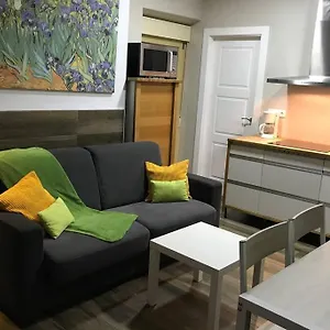 Bonito Apartamento Paseo De La Bomba Granada
